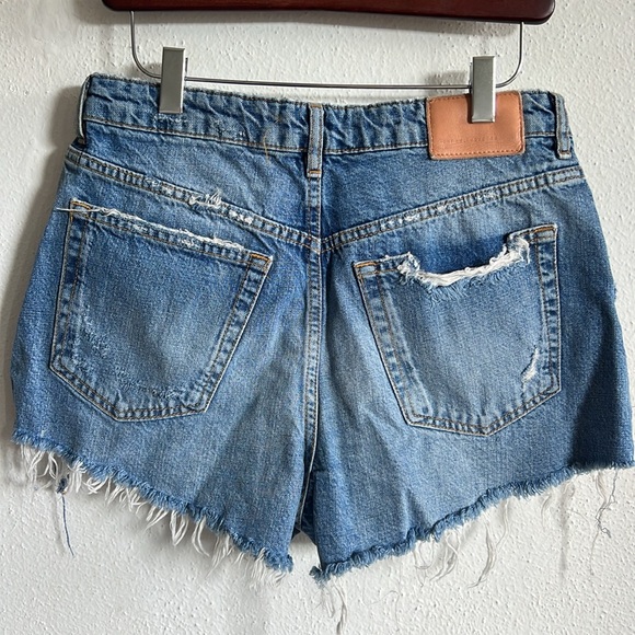 ZARA Denim Shorts - Picture 2 of 4